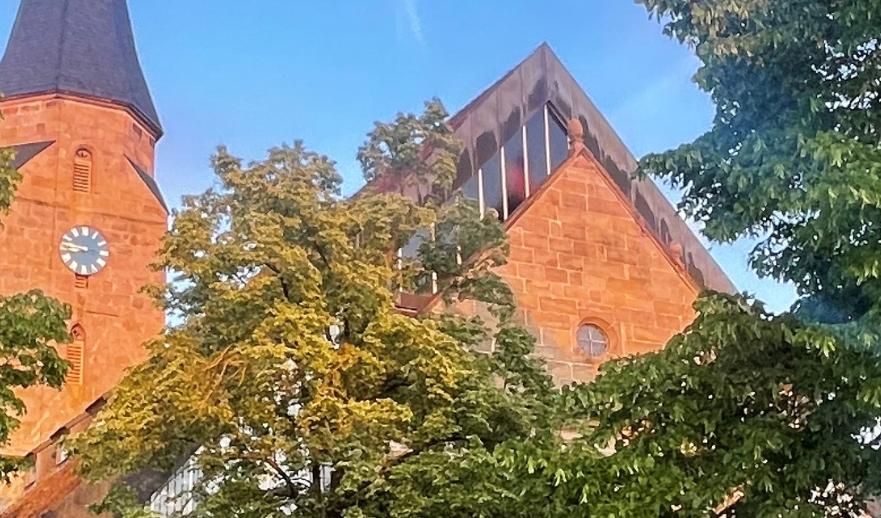 Brgb_Kirche_Sonne