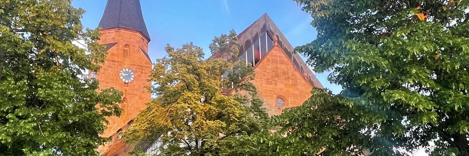 Brgb_Kirche_Sonne