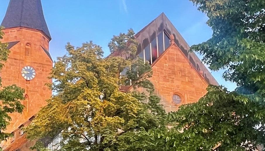 Brgb_Kirche_Sonne