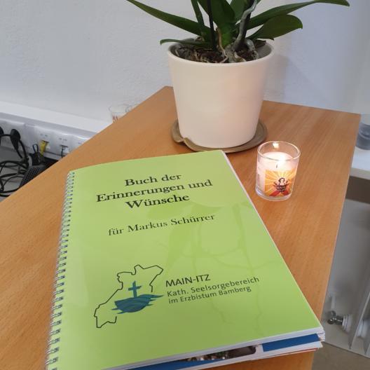 Buch der Erinnerungen und Wünsche